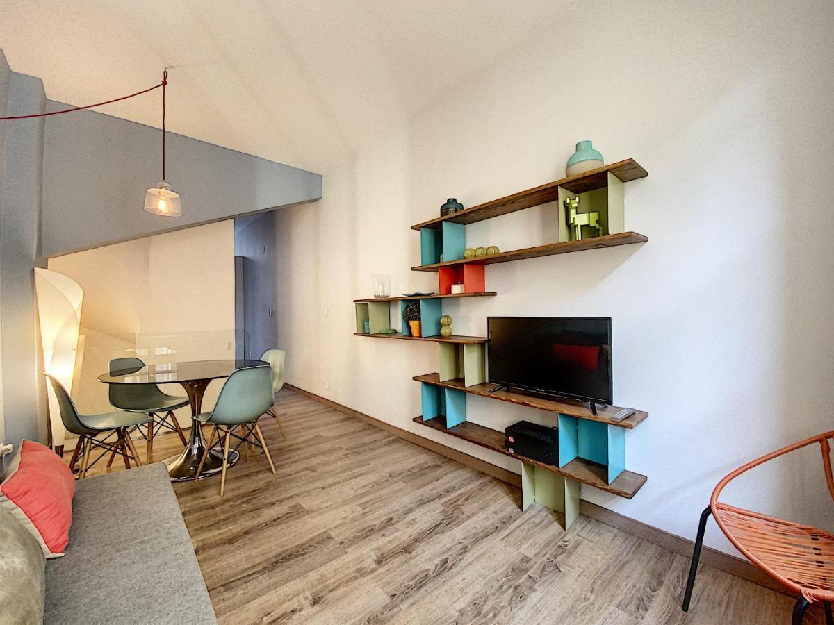 Maison 3 Chambres - Terrasse - Climatisation 10 Minutes A Pied Du Pont D'Авиньон Экстерьер фото
