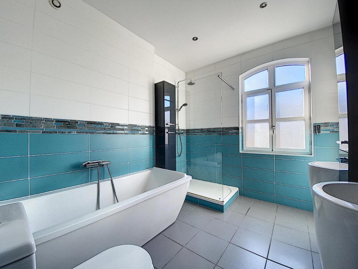 Maison 3 Chambres - Terrasse - Climatisation 10 Minutes A Pied Du Pont D'Авиньон Экстерьер фото