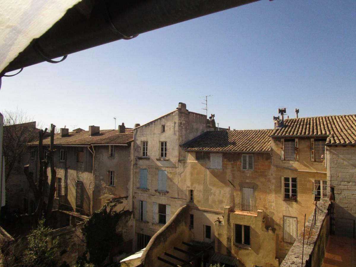 Maison 3 Chambres - Terrasse - Climatisation 10 Minutes A Pied Du Pont D'Авиньон Экстерьер фото